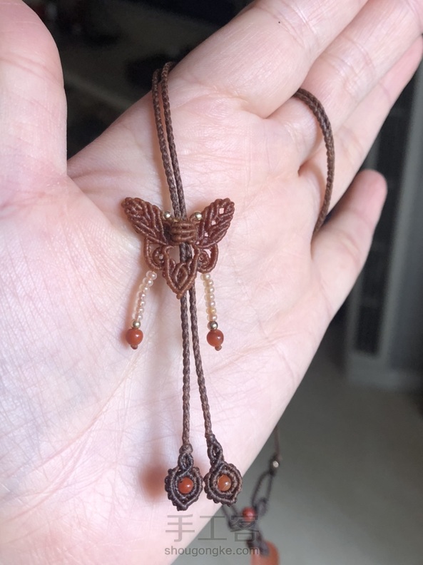 跟着老师做了个蝴蝶🦋抽拉调节扣美啊！