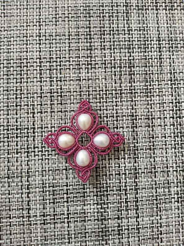 想做吊坠。宝宝说大点了。