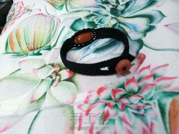 参考教程给朋友用玉线编了一条 第2张