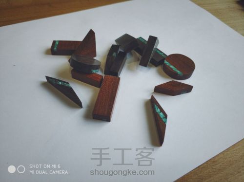 绿松石镶嵌戒指吊坠，手工式量产 第6步