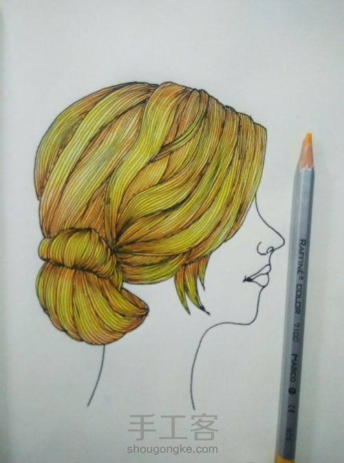金发……彩铅画 第8步