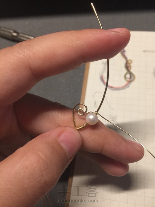 气质款珍珠耳坠 第5步