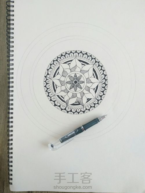手绘禅绕画 第2步
