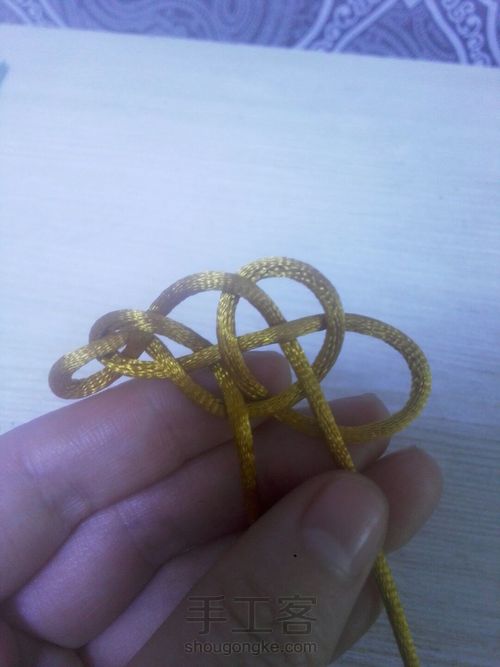 中国结之长祥云结的编法 第5步