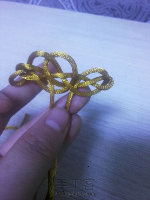 中国结之长祥云结的编法 第7步