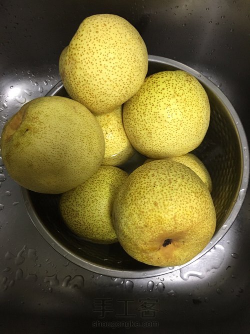 宝宝版秋梨膏 第1步