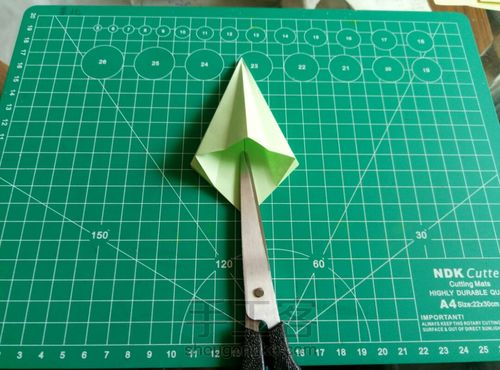 收缩雨伞(´・ω・) 第13步