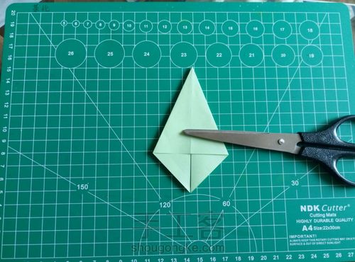 收缩雨伞(´･ω･) 第9步