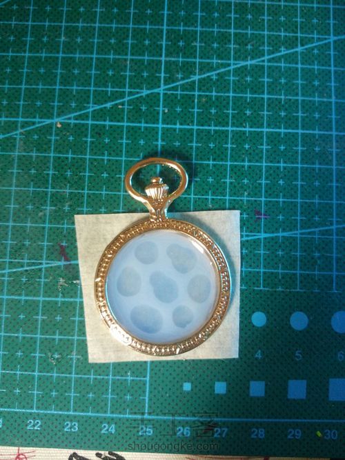 （滴胶）海洋风金属框 第3步