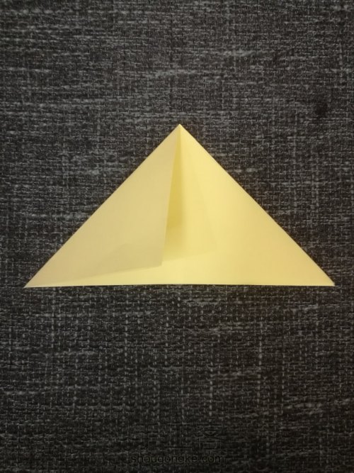 蝴蝶结🎀折纸 第4步