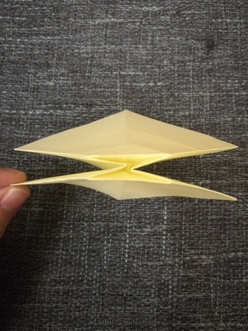 蝴蝶结🎀折纸 第10步