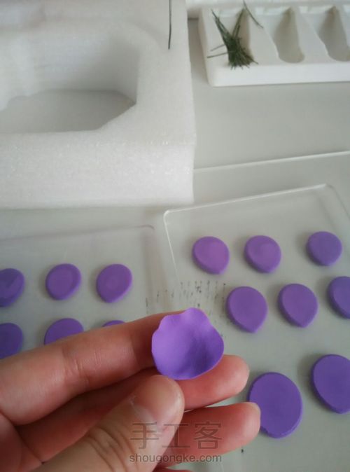 优雅紫色黏土永生花盒 第15步