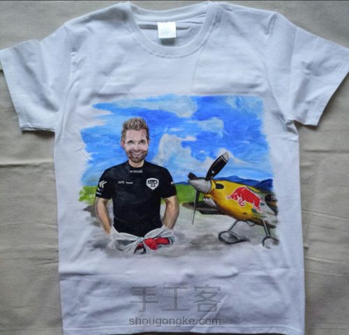 手绘T恤衣服手工制作私人订制 第7步