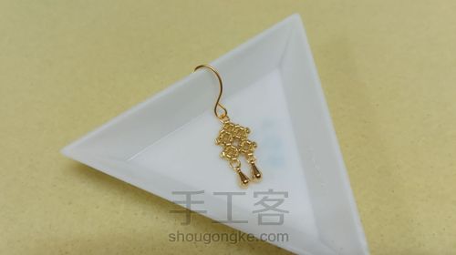 小水滴古董珠耳坠 第1步