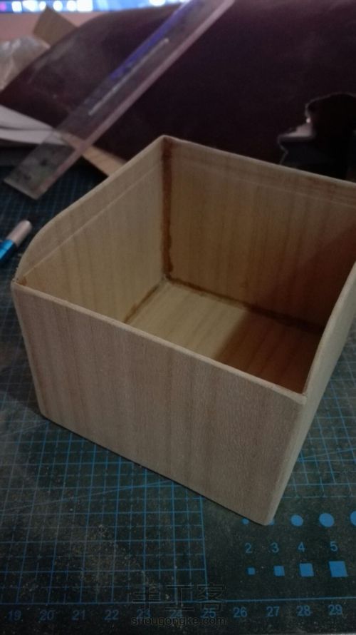 【还珠】木制储物小盒 第6步