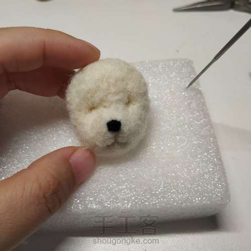 狗狗胸针 第3步