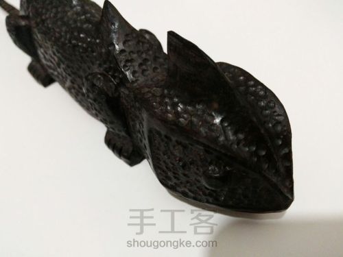 小恐龙笔架，裁纸刀 第9步