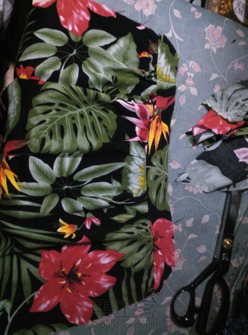 给宝宝的露肩小上衣~ 第6步