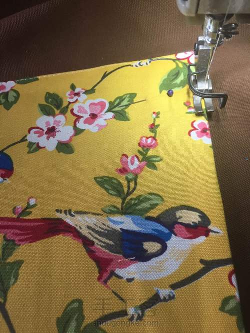 改造一对突撸皮的椅子。 第5步