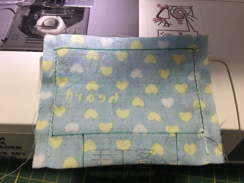 珍妮的复古小洋裙配饺子包 第2步