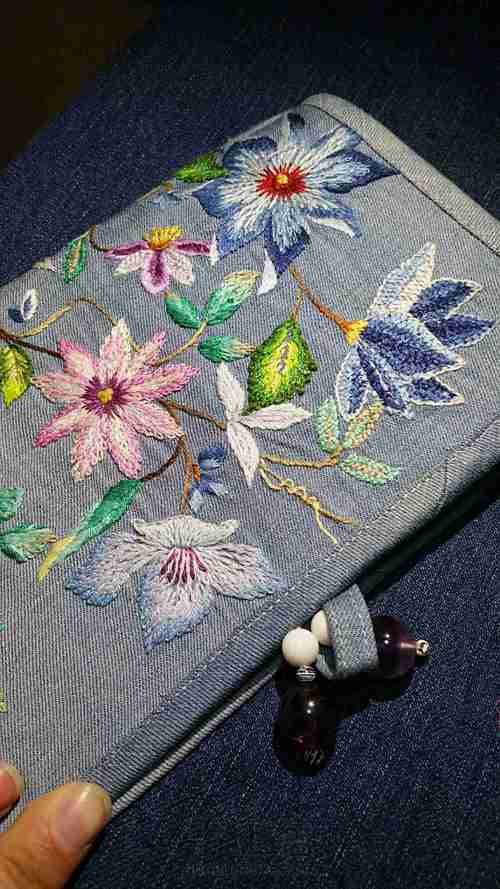 为了诗和远方~牛仔绣花护照夹 第16步