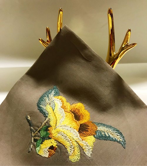 单面刺绣手帕~黄色木棉 第14步