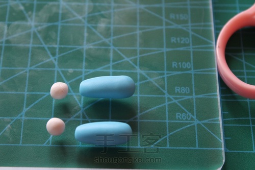 哆啦A梦手机软陶支架 第11步