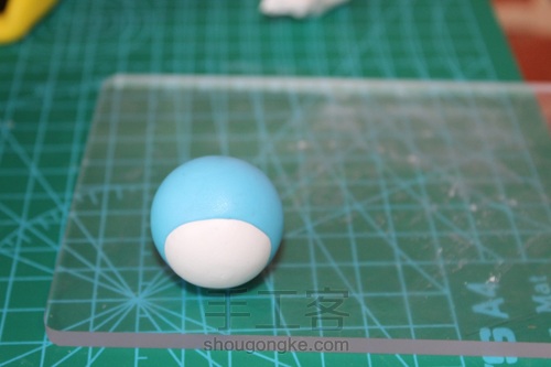 萌萌哒哆啦A梦手机支架 第3步