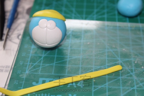 萌萌哒哆啦A梦手机支架 第8步