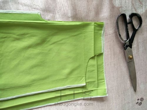 旧衣改造--长裤改背心裙 第4步