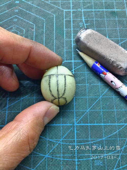 白玉菩提子小白吊坠 第4步