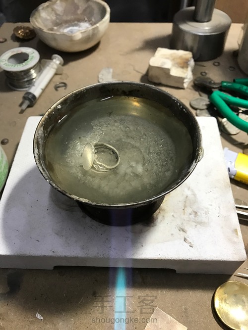 教你做一个复古硬币戒指 第5步