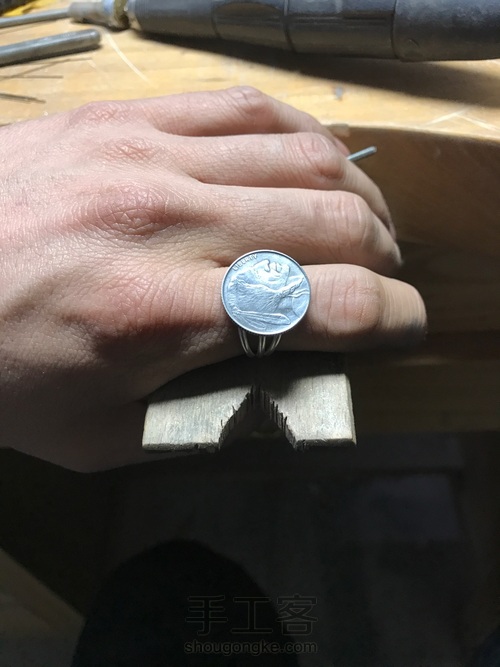 教你做一个复古硬币戒指 第8步