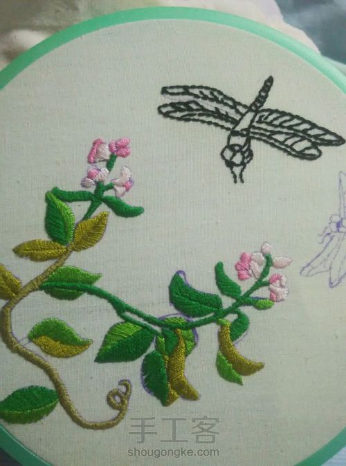 扁豆蜻蜓图刺绣 第11步