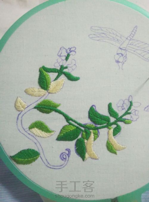 扁豆蜻蜓图刺绣 第6步