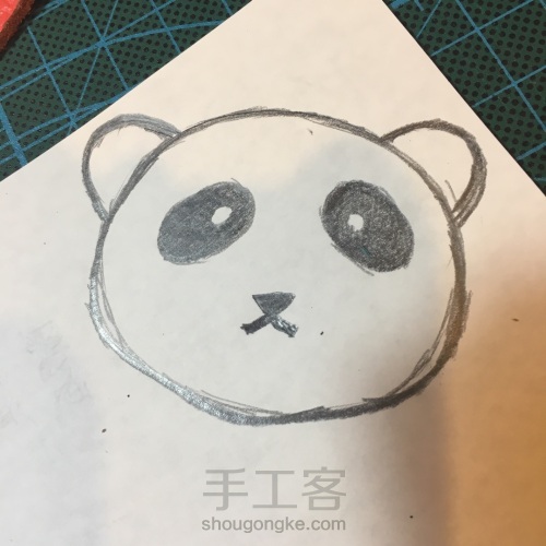 萌萌🐼熊猫针插 第1步