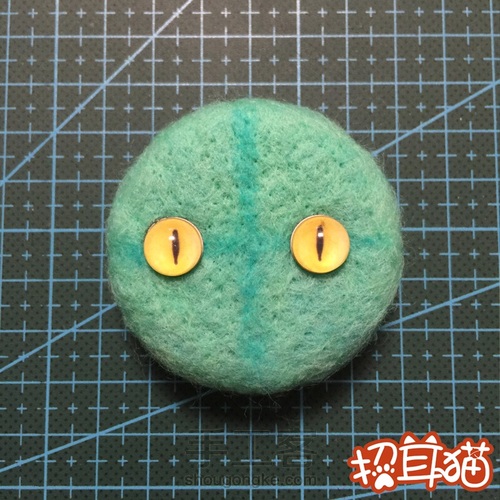【招耳猫】羊毛毡教程之可爱蓝色猫咪 第5步
