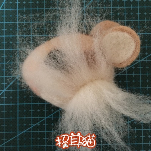 【招耳猫】羊毛毡教程之松鼠胸针 第27步
