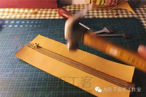 手工植鞣半圆包制作过程 — 你的产品故事 第6步