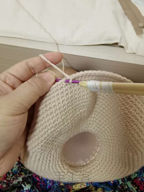 甜甜圈挎包 第3步