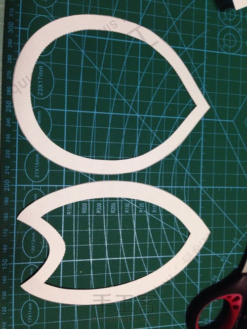 四片式口金包 第2步