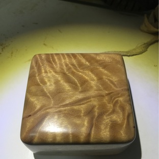 第一次发，不知道会不会成功（金丝楠八音盒）