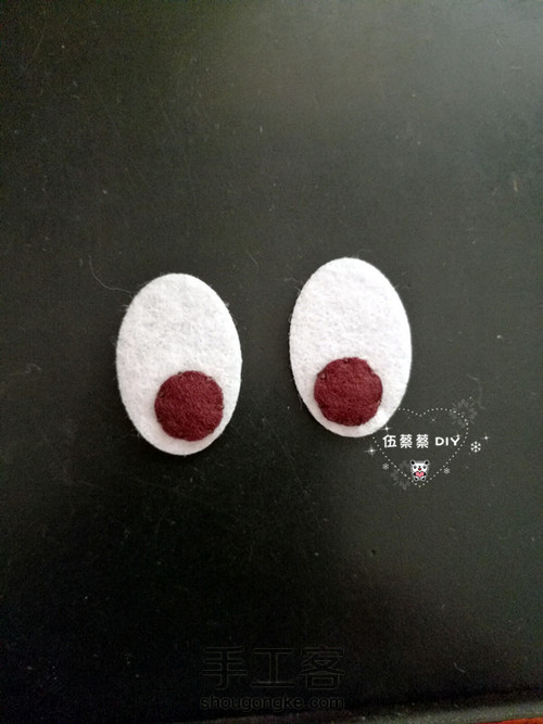 不织布 萌萌哒鳄鱼笔袋 第1步