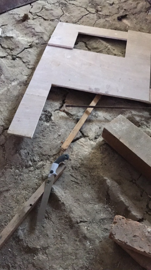 用木板制作简易二层狗窝～ 第10步