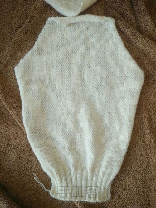 彩虹花朵毛衣 第11步