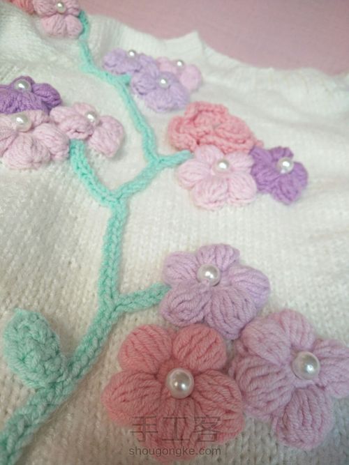 彩虹花朵毛衣 第30步