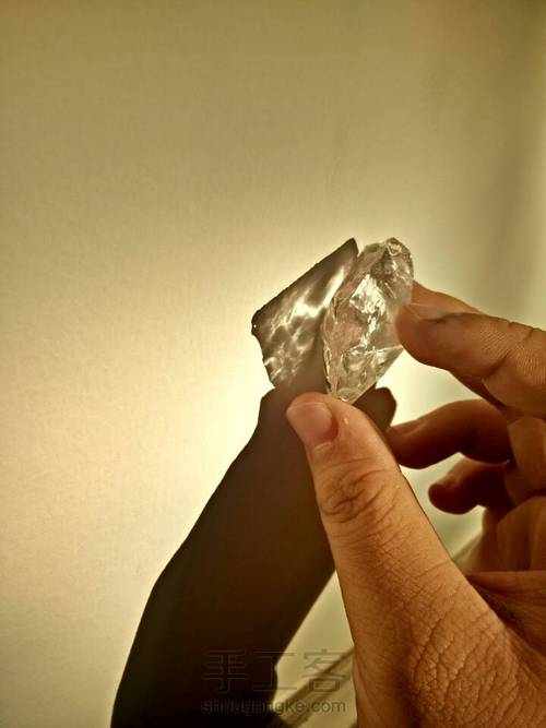 为自己制作的独特滴胶热缩作品,有橡皮章更方便更加分 第7步