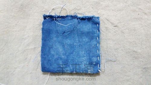 莫白--蓝染布手缝香包 第2步