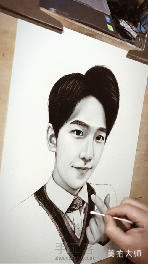 杨洋手绘素描 第6步