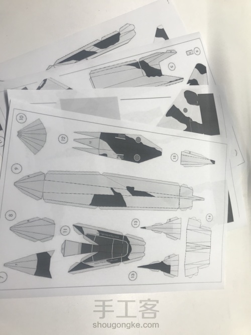会飞的F15战斗机纸飞机模型 第1步